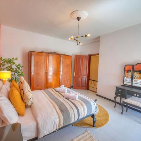 Beautifully Furnished Seafront 4 Bedrooms Goslm-4 Sliema Exteriér fotografie