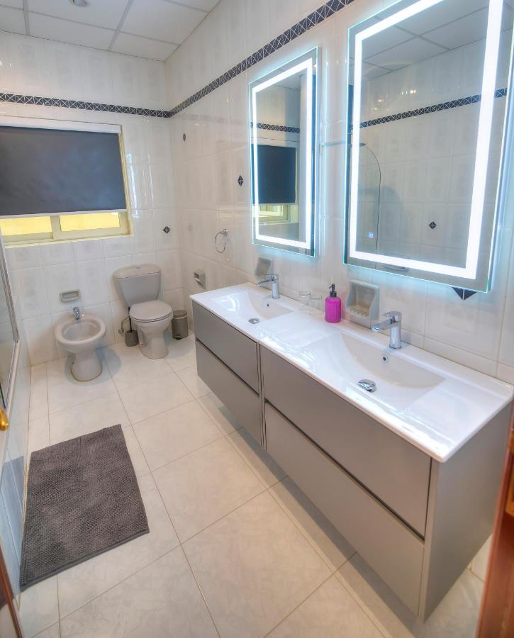 Beautifully Furnished Seafront 4 Bedrooms Goslm-4 Sliema Exteriér fotografie