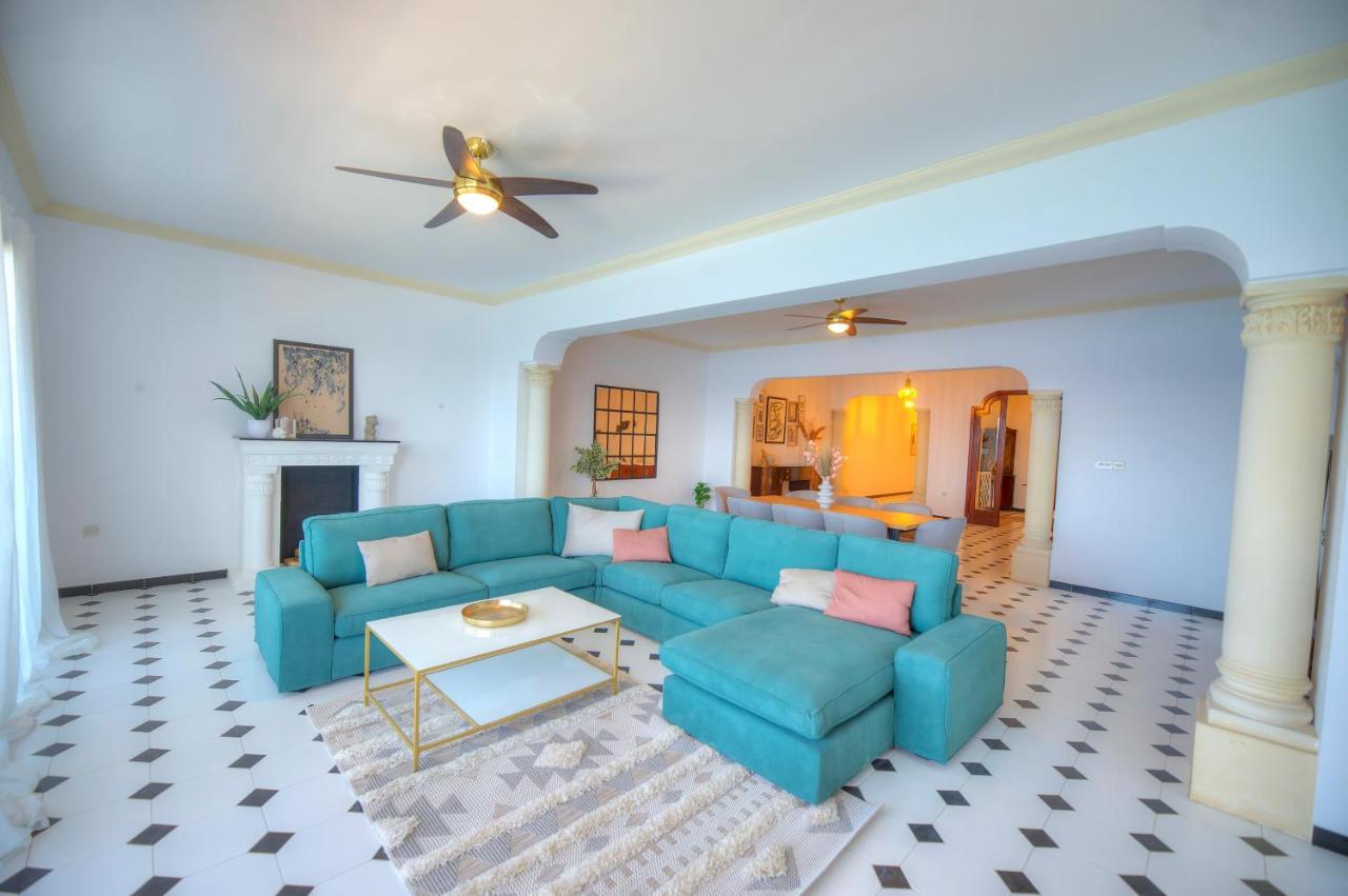 Beautifully Furnished Seafront 4 Bedrooms Goslm-4 Sliema Exteriér fotografie